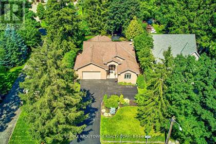 Picture of 3 JERSEYVILLE RD W, Hamilton, Ontario, L9G1A1