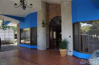 BEAUTIFUL PROPERTY WITH POOL AND WIDE AREAS IN GRECIA, Grecia, Alajuela