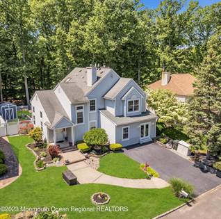 Picture of 7 Spruce Hollow Drive, Howell, NJ, 07731