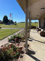 61 Autumn Dr., Russell Springs, KY, 42642