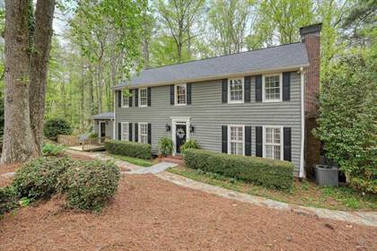 Picture of 1553 HUNTINGDON Trail, Sandy Springs, GA, 30350