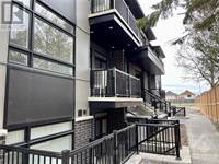 Photo of 400D ROLLING MEADOW CRESCENT, Ottawa, ON