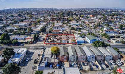 Picture of 9413 S Main St, Los Angeles, CA, 90003