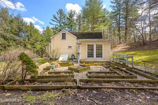 242 Holm Rd, Hillsdale, NY, 12529