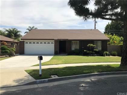 For Sale 2533 S Center Street Santa Ana Ca 92704 More On Point2homes Com