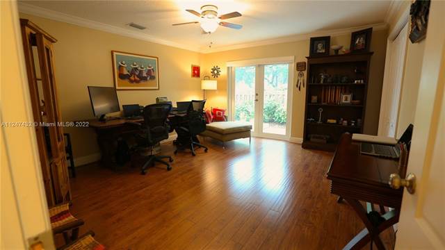 9752 SW 92nd Ter, Miami, FL - photo 20 of 70