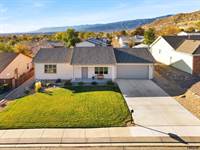 Photo of 612 Twinflower Drive, Canon City, CO