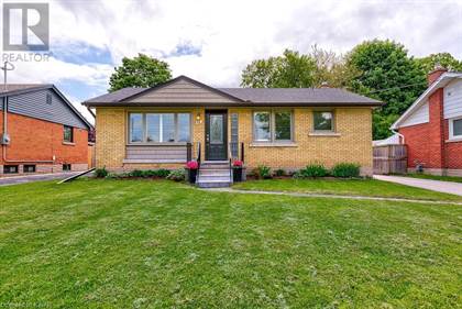 Single Family for sale in 68 CLARK Avenue, Kitchener, Ontario, N2C1Y3