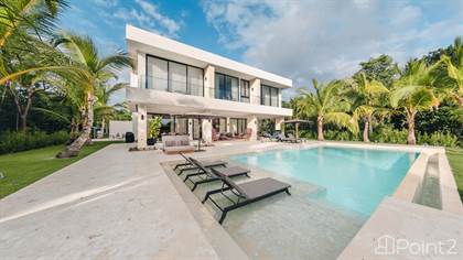 Villa 6BR with Modern Style and Swimming Pool in Hacienda, La Altagracia - photo 2 of 16
