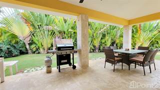 Residential Property for sale in Graceful and stately 4BR villa with a private pool and a golf view, Bavaro, La Altagracia