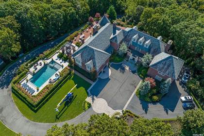 Farmingdale, NY Luxury Real Estate - Homes for Sale