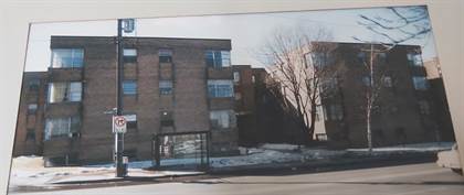 Picture of Dewbourne Court Apartments, Toronto, Ontario, M5P 3L1