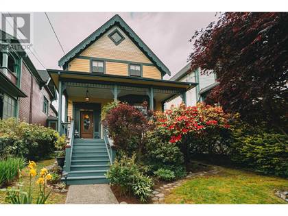 Picture of 321 QUEENS AVENUE, New Westminster, British Columbia, V3L1K1