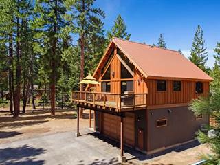 Photo of 10854 Royal Crest Drive, Truckee, CA