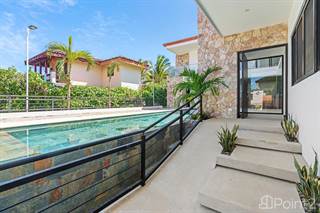 Casa Atardecer, Brand new home for sale in Altos de Flamingo, Playa Flamingo, Guanacaste