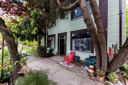 2043 STAINSBURY AVENUE, Vancouver, British Columbia, V5N2M9