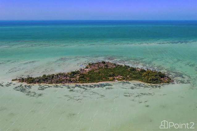 Emerald Caye – Private Island near Secret Beach, Belize - photo 4 of 6