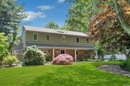 Picture of 18 Randolph Drive, Dix Hills, NY, 11746