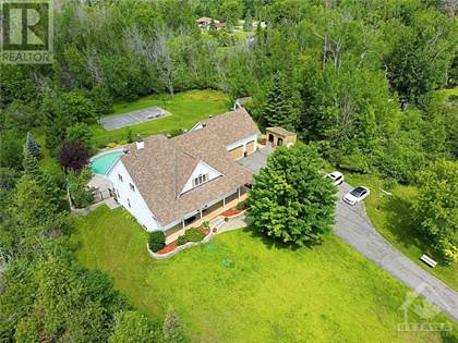Picture of 109 ROCKY CREEK WAY, Carp, Ontario, K0A1L0
