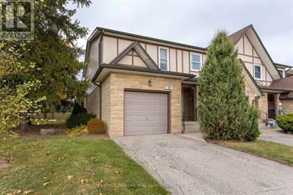 Picture of #18 -2031 AMHERST HEIGHTS CRT 18, Burlington, Ontario, L7P3R2
