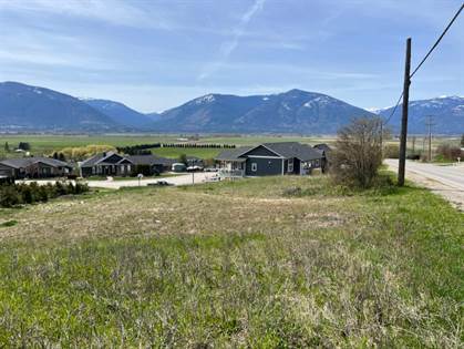 For sale: 232 5TH AVENUE N, Creston, British Columbia V0B1G3