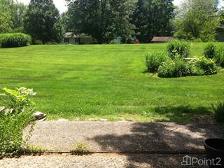 2915 W. Winterberry Court, North Bloomington, IN, 47404