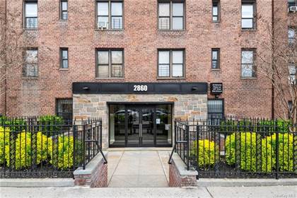 Residential Property for sale in 2860 Bailey Avenue 5J, Bronx, NY, 10463