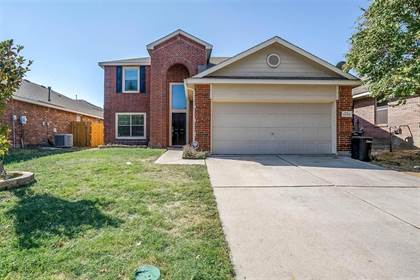 Picture of 9885 Willowick Avenue, Fort Worth, TX, 76108