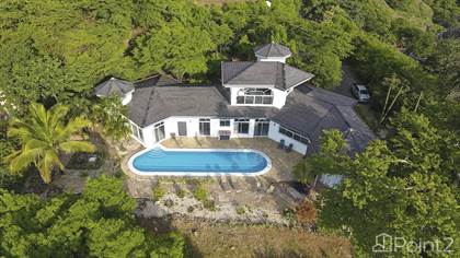 Monte Bello, Playa Hermosa, Costa Rica