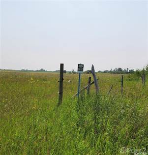 Lengkapan Memancing untuk dijual di Fort Qu'Appelle, Saskatchewan