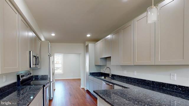 808 N MADEIRA STREET, Baltimore City, MD - photo 16 of 68