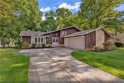 27526 Linwood Circle, North Olmsted, OH, 44070