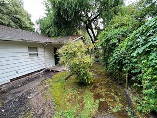 8785 SW DOLPH ST, Garden Home - Whitford, OR, 97223