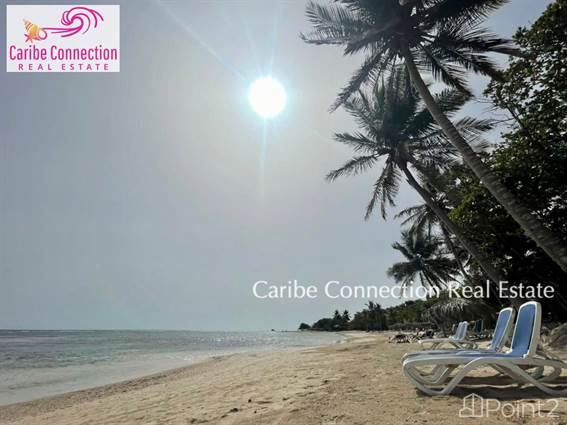 ALL YOU NEED IN THIS 1-BDR APARTMENT ON THE BEACH IN COSTAMBAR ...