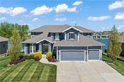 Picture of 1208 Lakecrest Circle, Raymore, MO, 64083