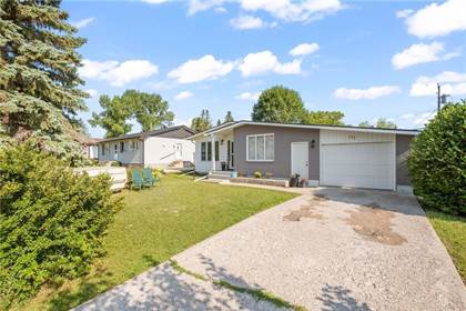 Picture of 713 JAMES Avenue, Beausejour, Manitoba, R0E0C0