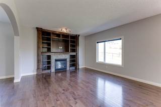 2A TUSSLEWOOD Drive NW, Calgary, Alberta, T3L 0A9
