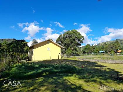 4 Beautiful Acres With House, Pool, & Trout Pond In Volcan Chiriqui,  Volcan, Chiriquí — Point2