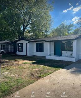 Picture of 4320 S Hughes Avenue, Fort Worth, TX, 76119