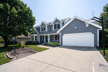 Picture of 14245 W Fieldpointe Dr, New Berlin, WI, 53151