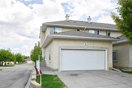 Picture of 83 Cedarview Mews SW, Calgary, Alberta, T2W6H8