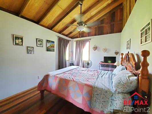 #4046 - Belizean Hardwood Two Bedroom Home with Room for Gardening - San Ignacio Town, Cayo - photo 8 of 12