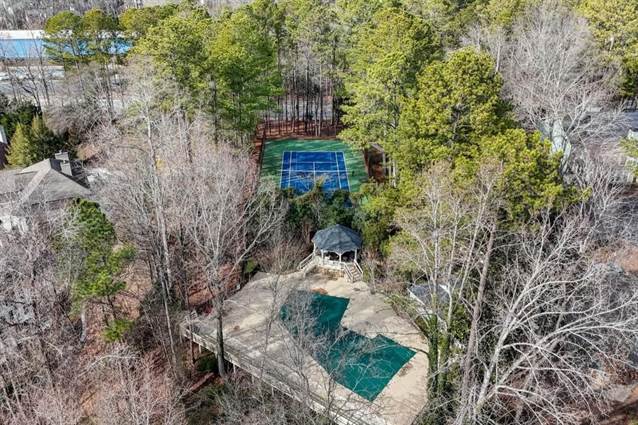 1200 Canyon Point Circle, Roswell, GA