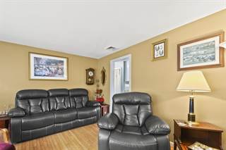 76 Compass Circle, Hyannis, MA, 02601