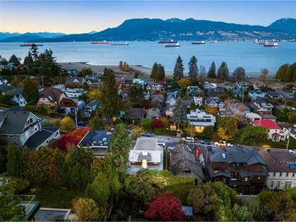4554 LANGARA AVENUE, Vancouver, British Columbia, V6R1C8