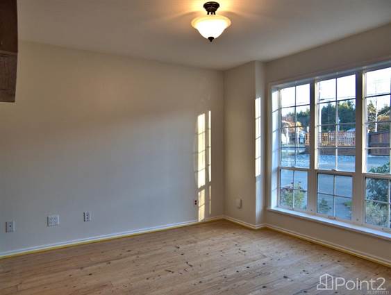 Immediate possession available - photo 16 of 34
