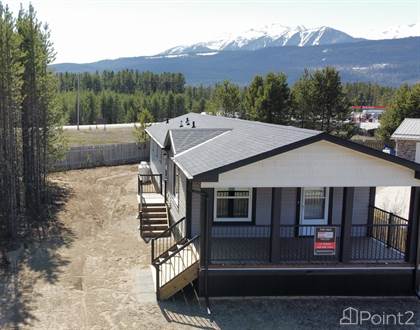 Waders for sale in Valemount, British Columbia