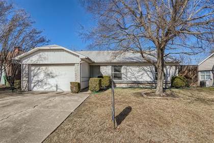 Residential Property for sale in 1427 Caplin Drive, Arlington, TX, 76018