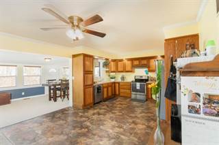107 S Country View Ln, Sterling, KS, 67579