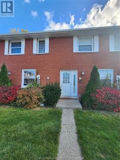 Picture of 28 ORCHARD PLACE, Chatham, Ontario, N7M1A7
